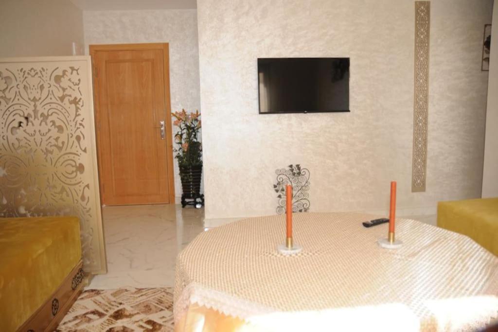Appartement Meuble Et Bien Situe Meknès Eksteriør bilde